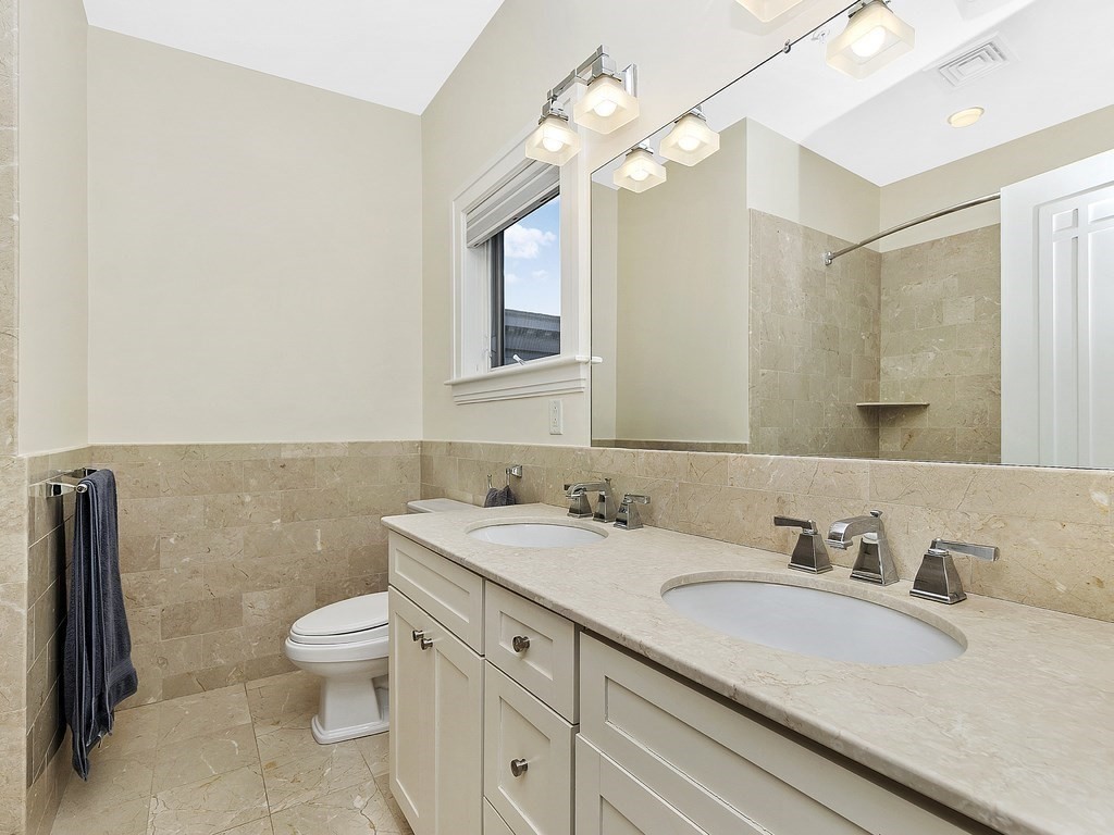 100 Vernon Street, Unit 2 Somerville, MA 02145 - Photo 9 of 14
