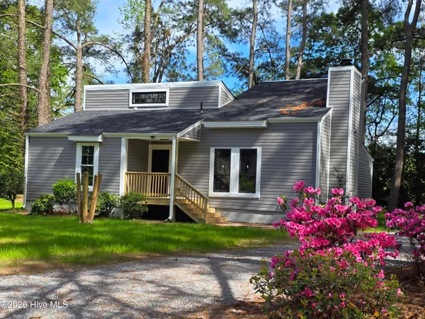 $309,500 | 506 River Hill Drive, Greenville, NC 27858