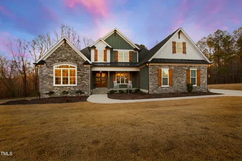 $1,250,000 | 1636 Sweetwater Lane, Raleigh, NC 27610
