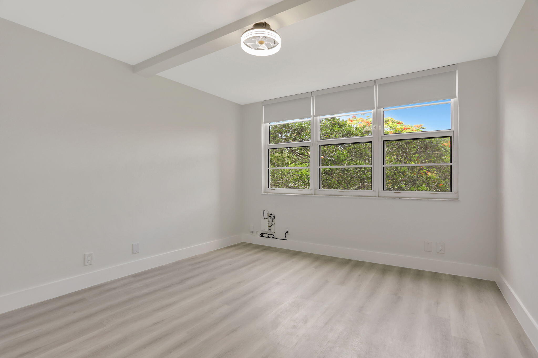 3505 Oaks Way, Unit 204 Pompano Beach, FL 33069 - Photo 27 of 36 3rd Bedroom