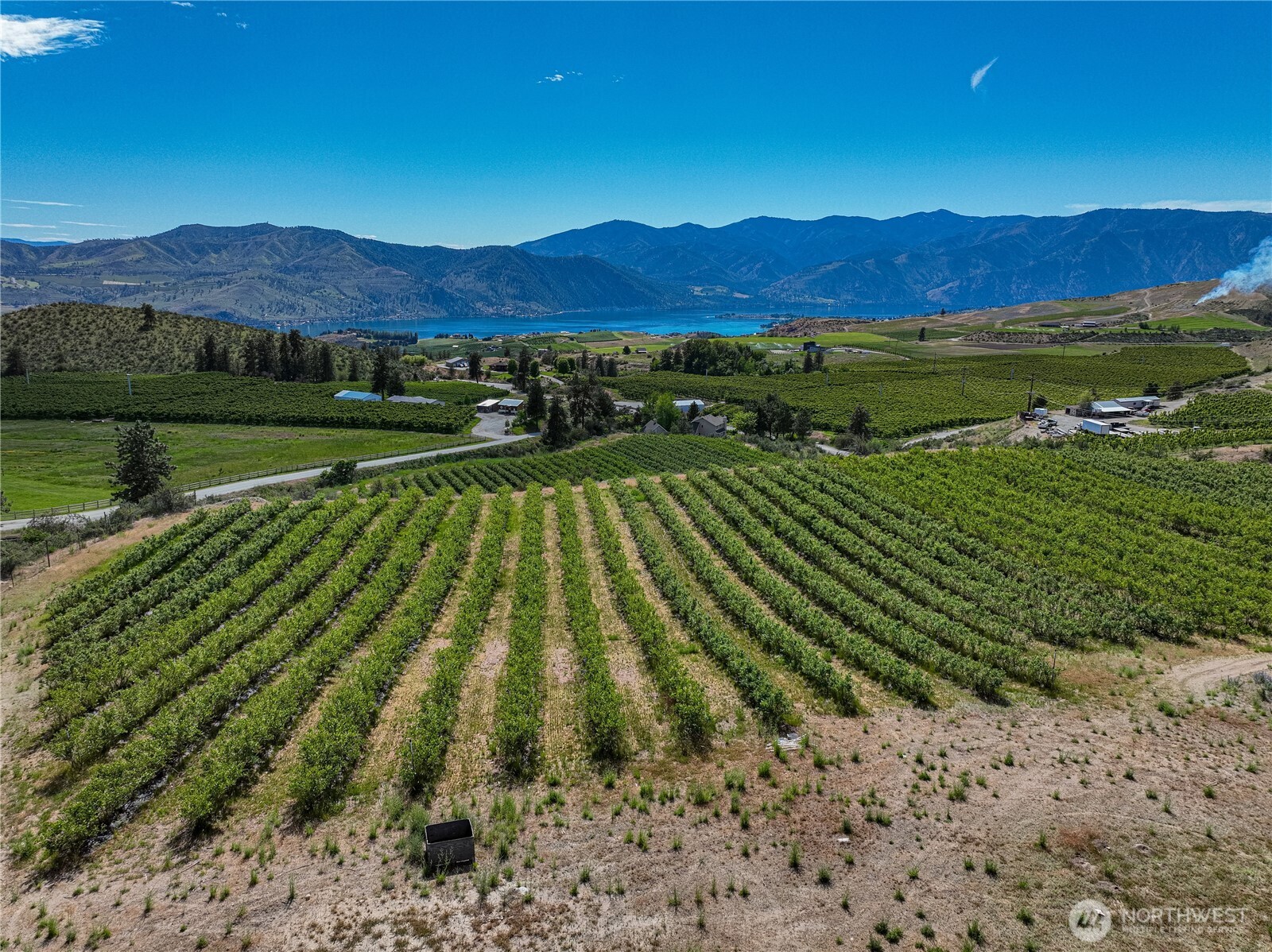 173 Chelan Ranch Road Chelan, WA 98816 - Photo 7 of 11 a view of outdoor space and mountain view