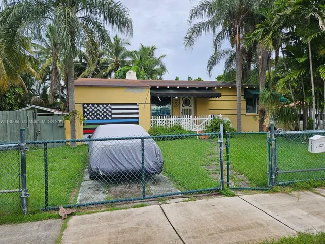 $925,000 | 4021 Southwest 6th Street, Miami, FL 33134
