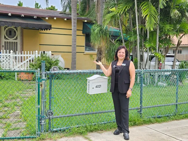 $925,000 | 4021 Southwest 6th Street, Miami, FL 33134