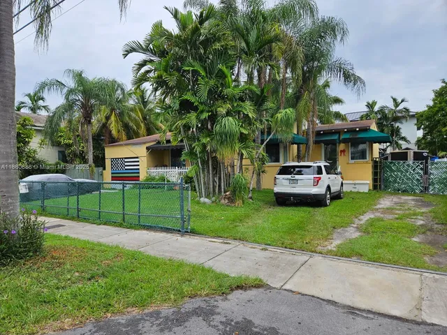 $925,000 | 4021 Southwest 6th Street, Miami, FL 33134