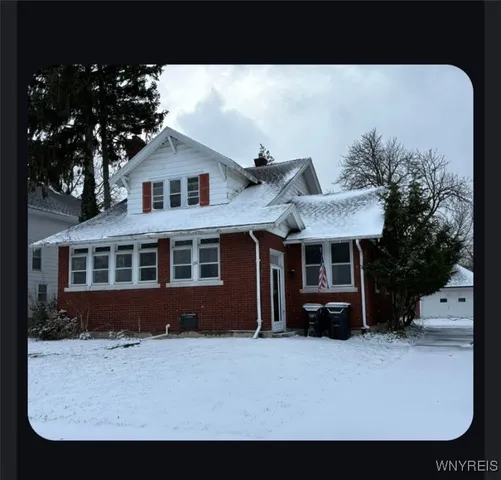 $180,000 | 151 Elmwood Park West, Tonawanda, NY 14150