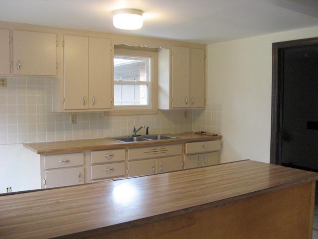 3314 North Vista Road Spokane Valley, WA 99212 - Photo 3 of 9
