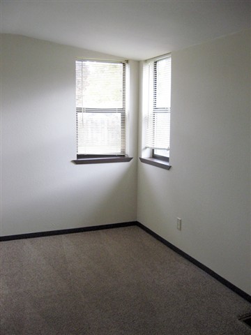 3314 North Vista Road Spokane Valley, WA 99212 - Photo 5 of 9