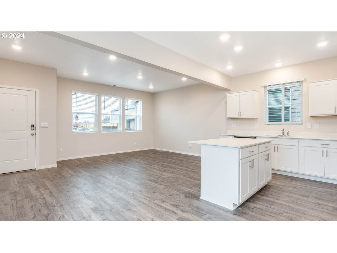 2293 30th Place Springfield, OR 97477 - Photo 10 of 30
