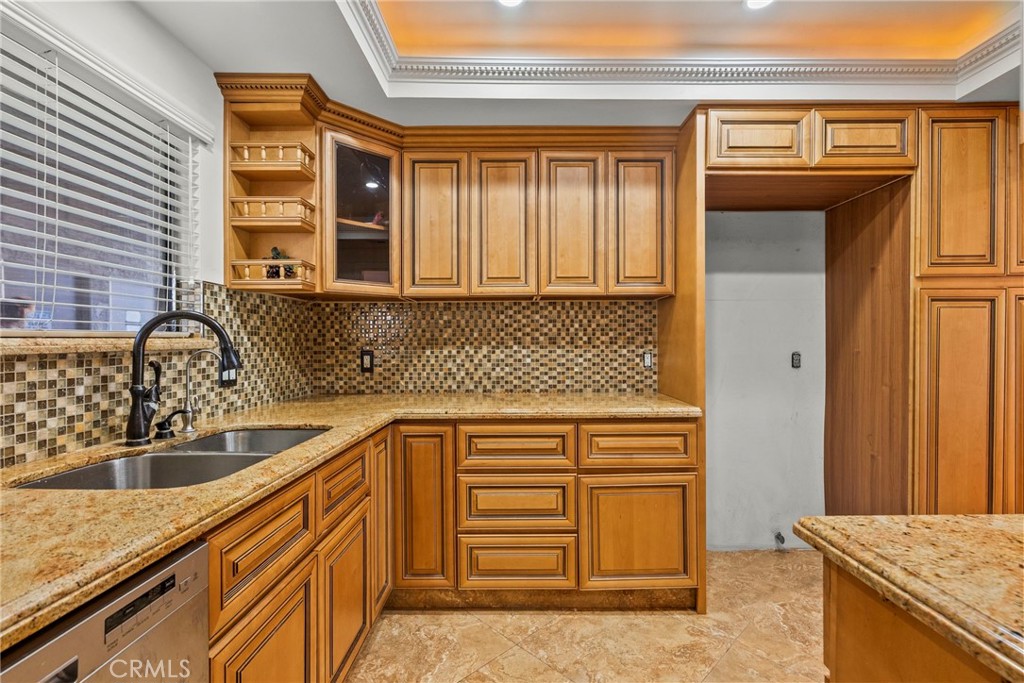 1401 Valley View Road, Unit 334 Glendale, CA 91202 - Photo 7 of 25