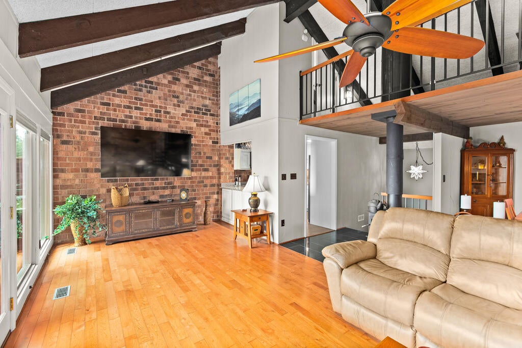 39 Villa Road Hillsville, VA 24343 - Photo 6 of 41 Gallery Image 6