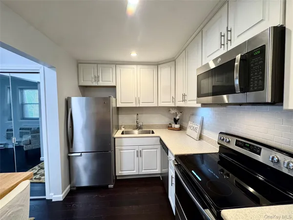 $2,600 | 634 Fox Run Lane, Carmel, NY 10512