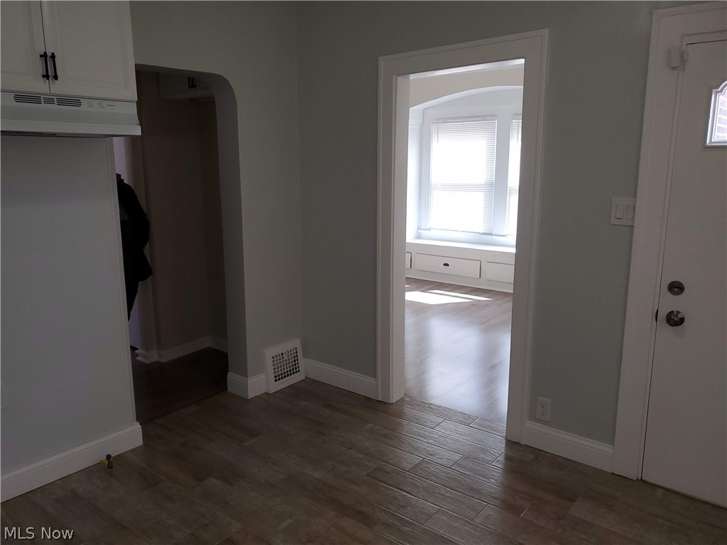 978 Royal Road Cleveland, OH 44110 - Photo 16 of 23