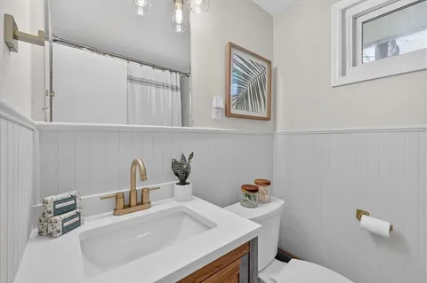$515,000 | 4021 West 73rd Terrace, Prairie Village, KS 66208