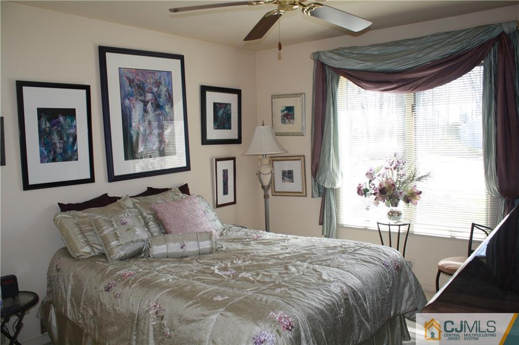 39 Crown Road Somerset, NJ 08873 - Photo 10 of 14 Gallery Image 10