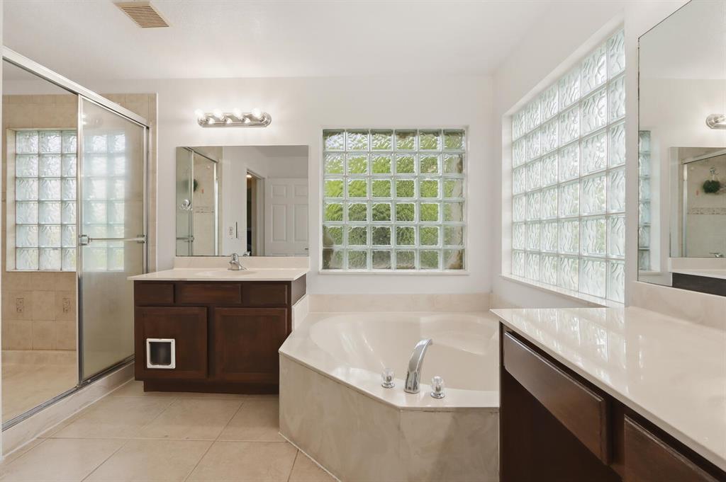 1085 Center Stone Lane Riviera Beach, FL 33404 - Photo 21 of 50