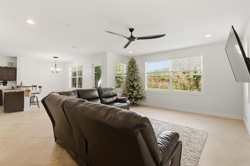 1085 Center Stone Lane Riviera Beach, FL 33404 - Photo 6 of 50