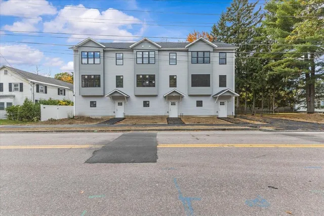 $450,000 | 162 West Street, Unit 1, Essex Junction, VT 05452