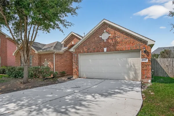 $2,100 | 2000 Water Trace Court, Richmond, TX 77469