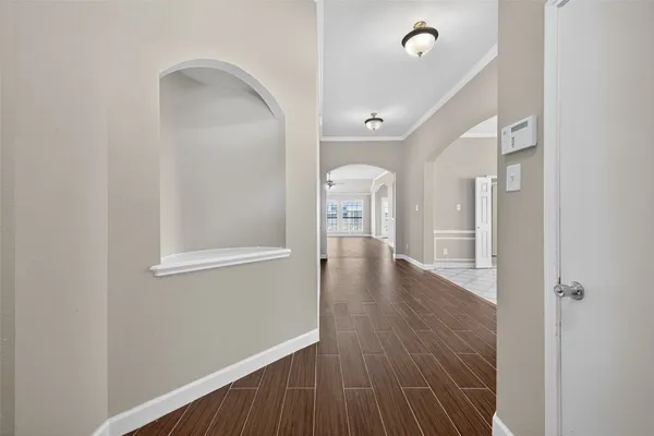 $2,100 | 2000 Water Trace Court, Richmond, TX 77469