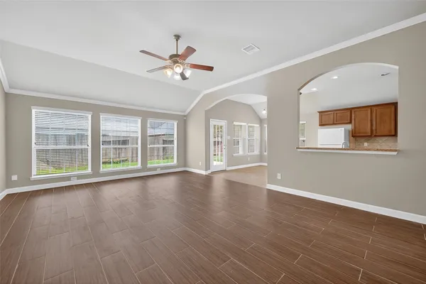 $2,100 | 2000 Water Trace Court, Richmond, TX 77469