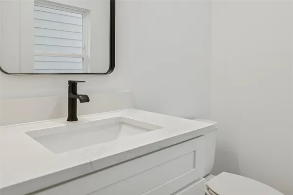 $2,490 | 111 Milby Street, Houston, TX 77003