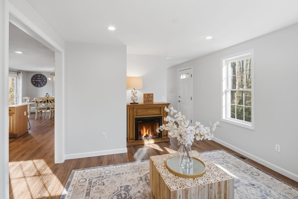 32 Linden Street Douglas, MA 01516 - Photo 18 of 40