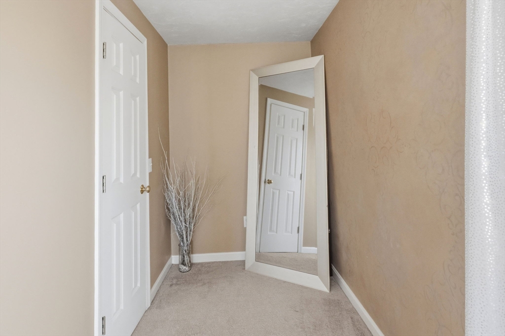 32 Linden Street Douglas, MA 01516 - Photo 25 of 40