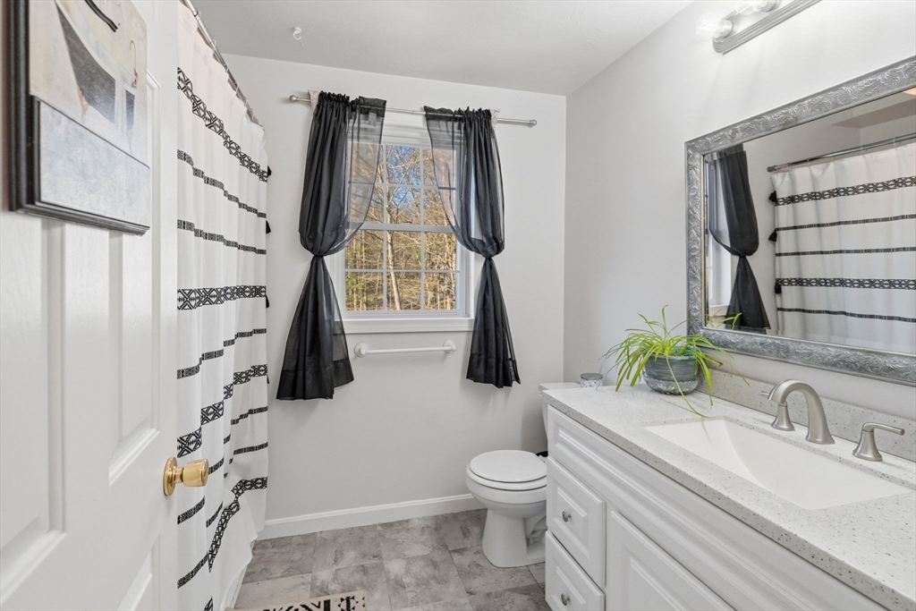 32 Linden Street Douglas, MA 01516 - Photo 26 of 40