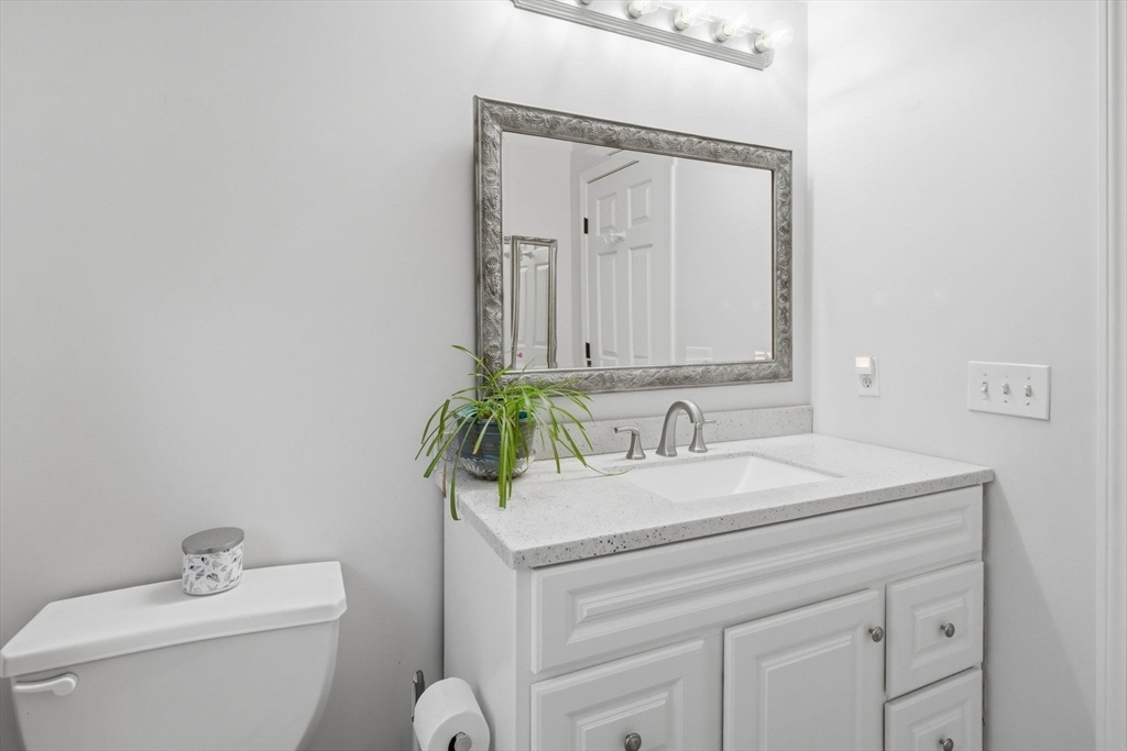 32 Linden Street Douglas, MA 01516 - Photo 27 of 40