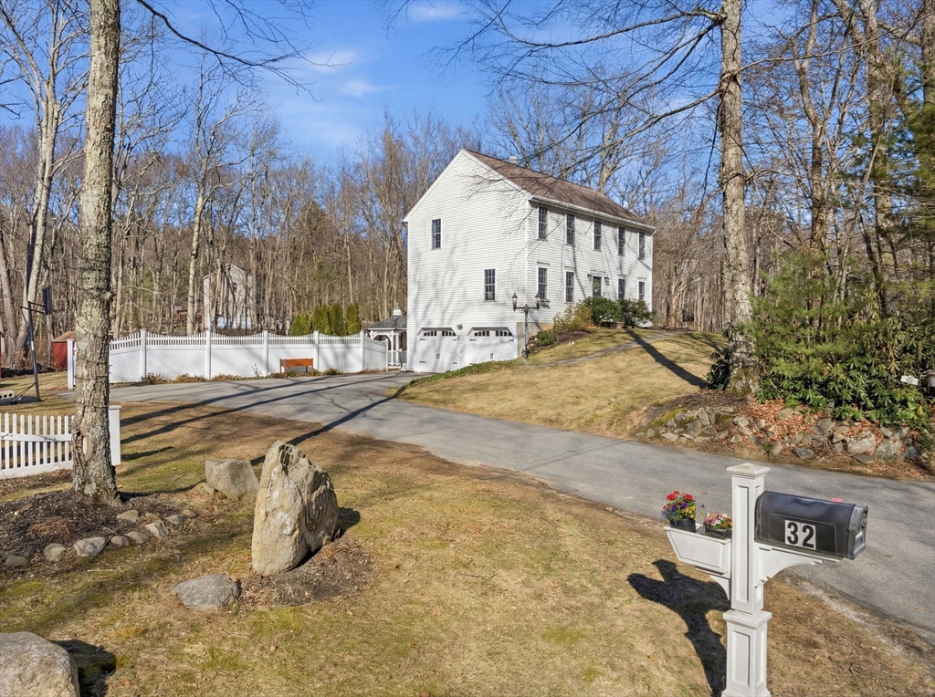 32 Linden Street Douglas, MA 01516 - Photo 32 of 40