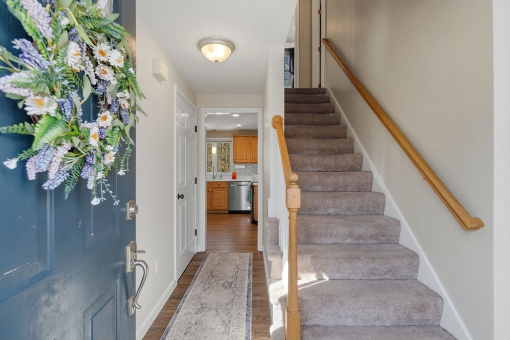 32 Linden Street Douglas, MA 01516 - Photo 6 of 40