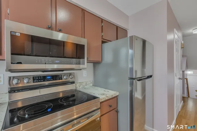 $2,000 | 60 Old Town Road, Unit 143, Vernon Rockville, CT 06066