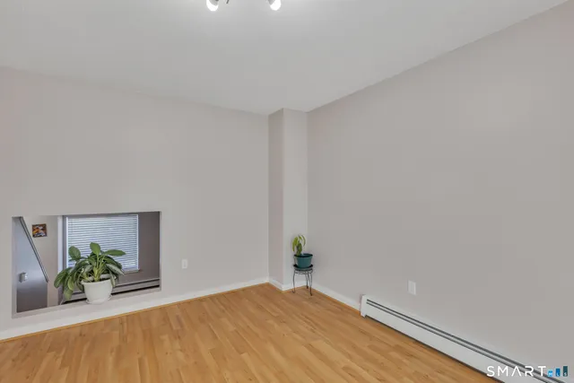 $2,000 | 60 Old Town Road, Unit 143, Vernon Rockville, CT 06066