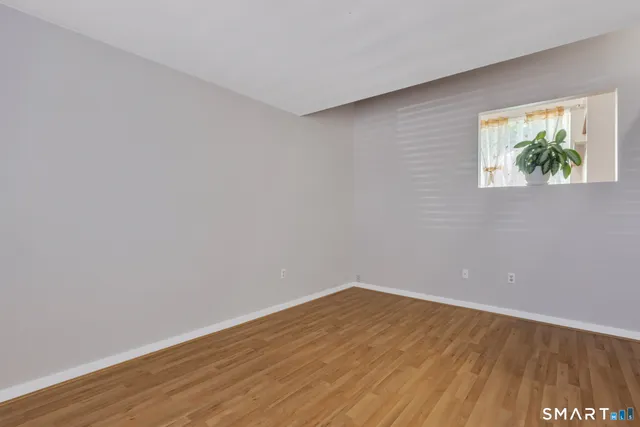 $2,000 | 60 Old Town Road, Unit 143, Vernon Rockville, CT 06066