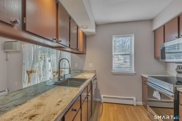 $2,000 | 60 Old Town Road, Unit 143, Vernon, CT 06066