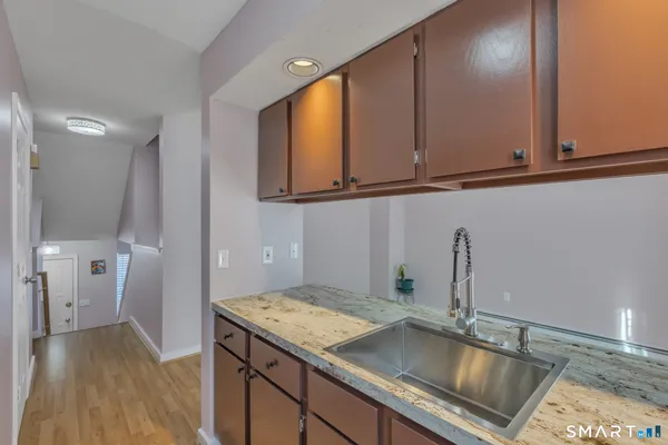 $2,000 | 60 Old Town Road, Unit 143, Vernon, CT 06066