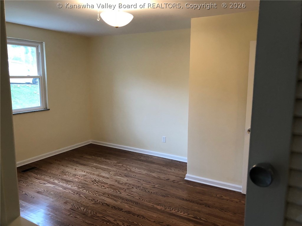 633 Holly Road Charleston, WV 25314 - Photo 14 of 28 Gallery Image 14