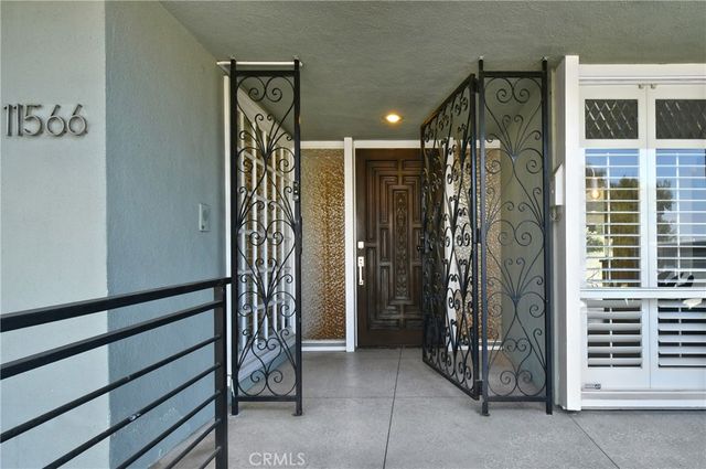 $3,400,000 | 11566 Dona Teresa Drive, Studio City, CA 91604