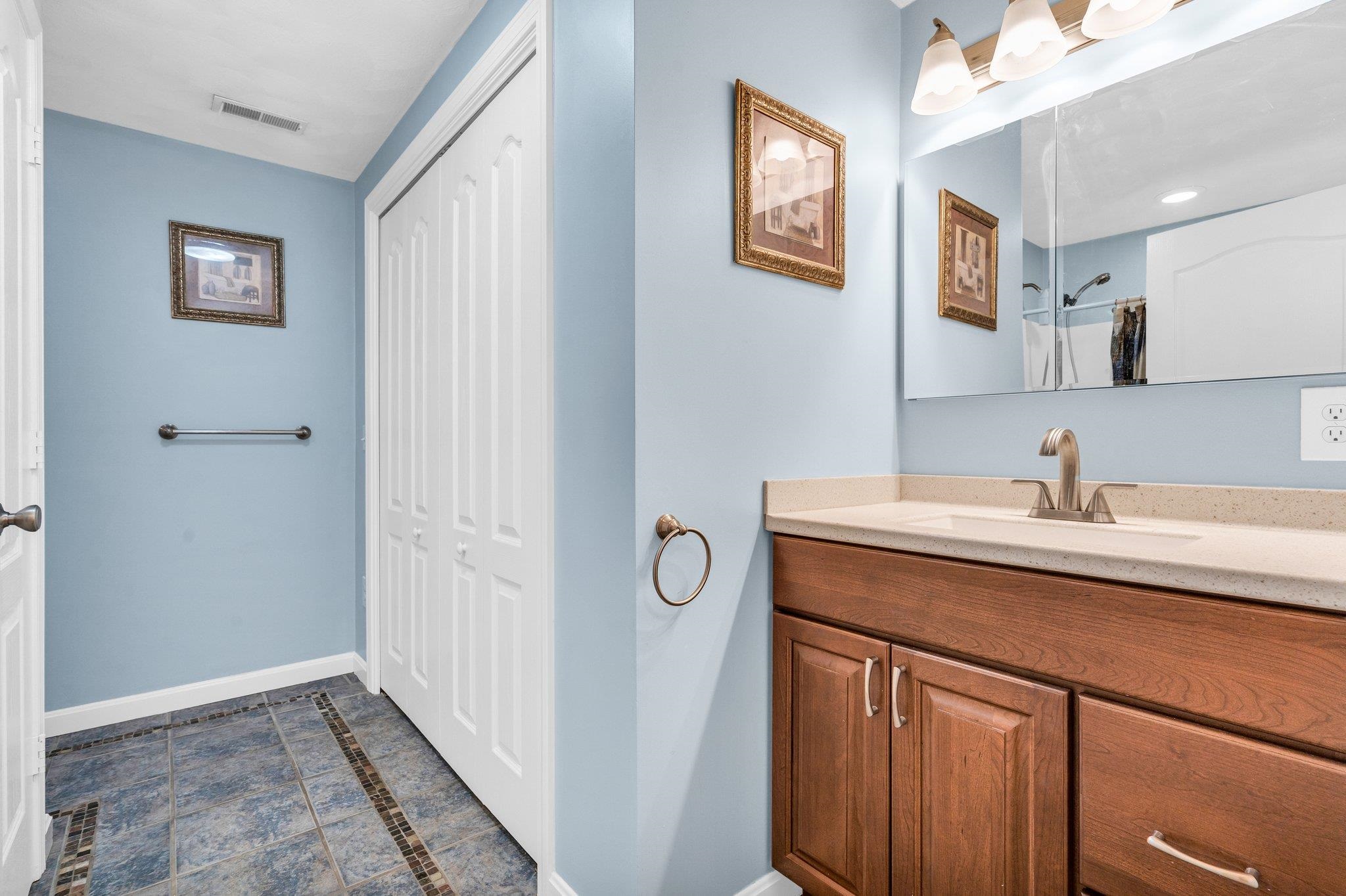 34 Turtle Rock Road Windham, NH 03087 - Photo 19 of 40