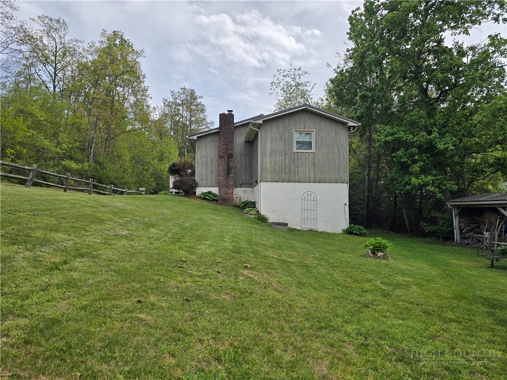 159 Doyle Bare Road West Jefferson, NC 28694 - Photo 5 of 42