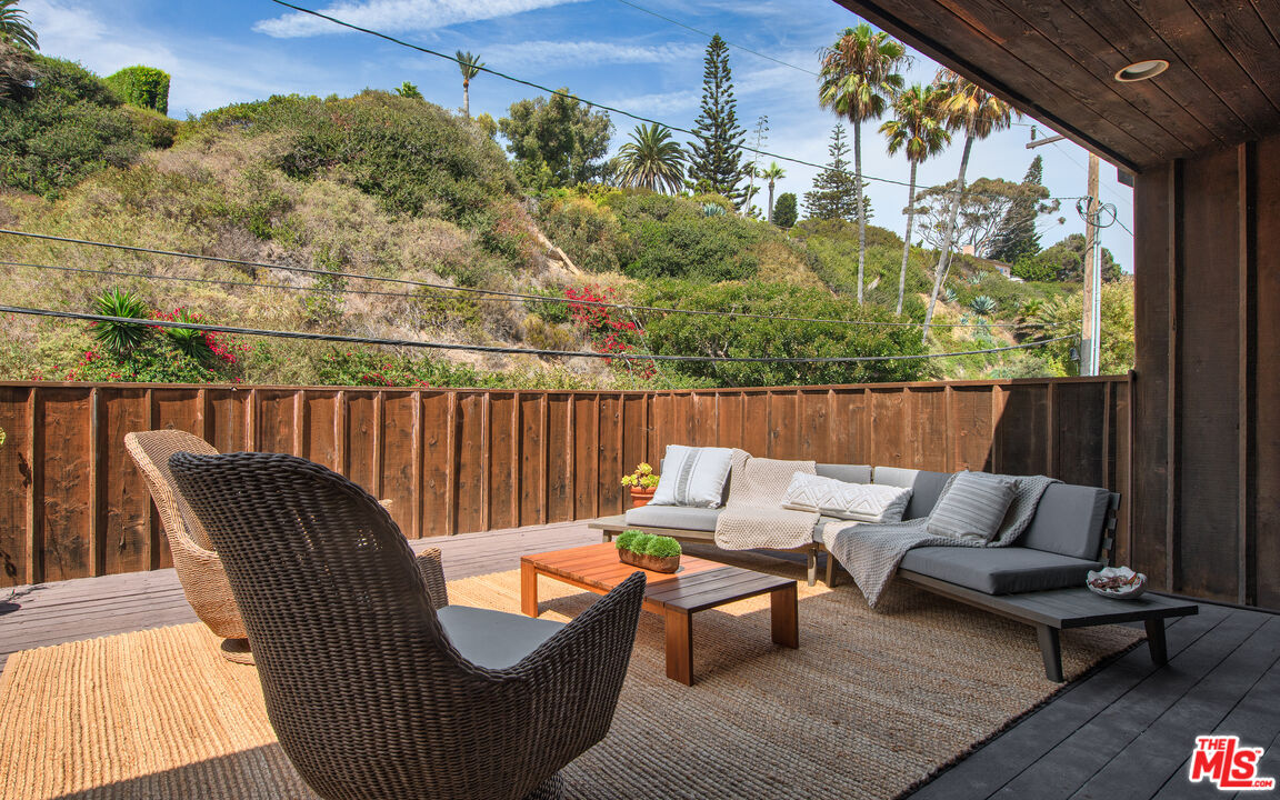 26902 Malibu Cove Colony Drive Malibu, CA 90265 - Photo 29 of 45 Gallery Image 29