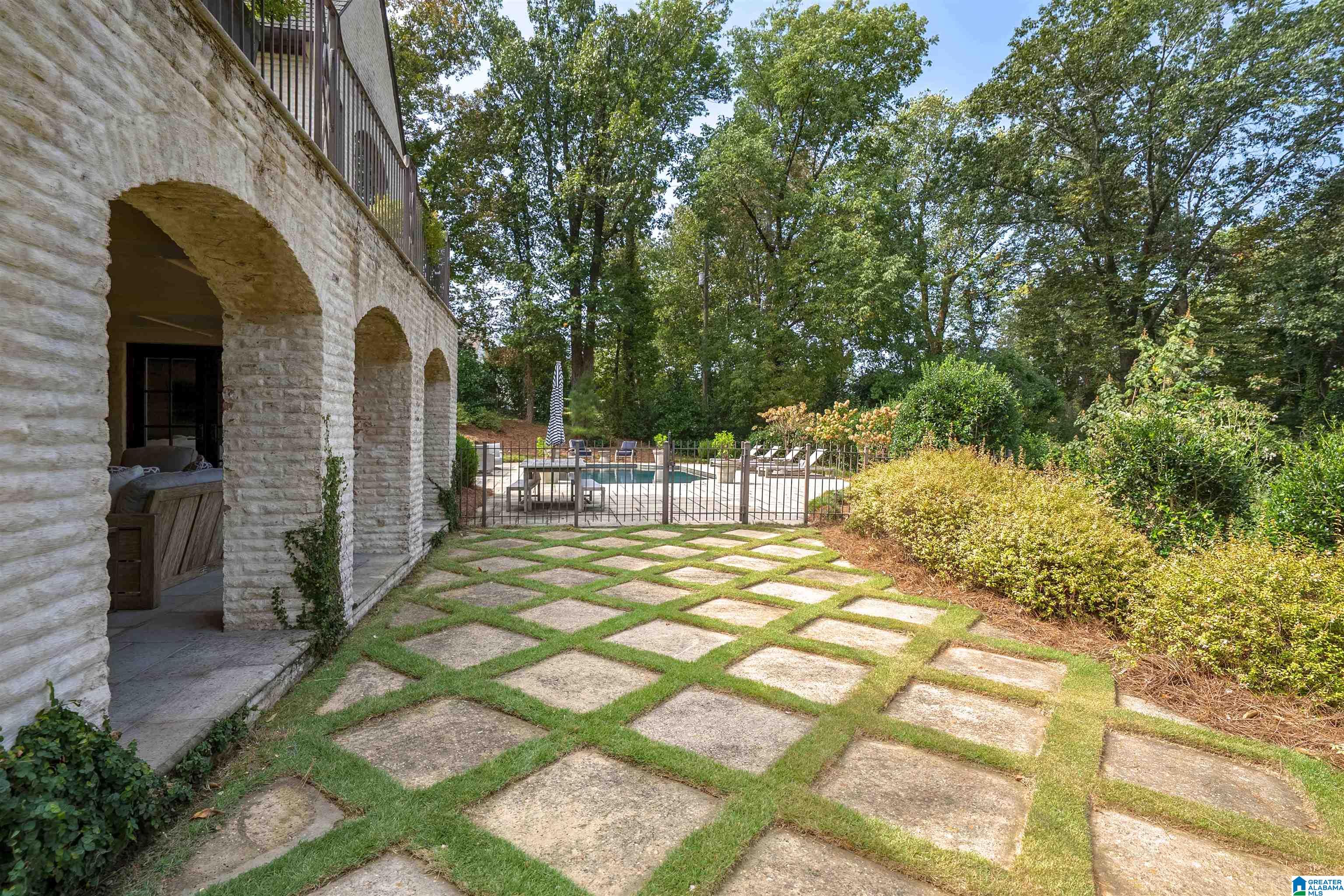 3400 East Briarcliff Road Birmingham, AL 35223 - Photo 70 of 84