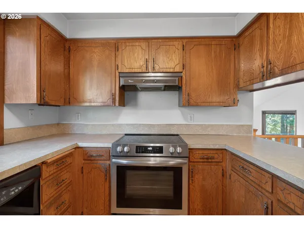 $450,000 | 1668 Northwest 14th Drive, Gresham, OR 97030