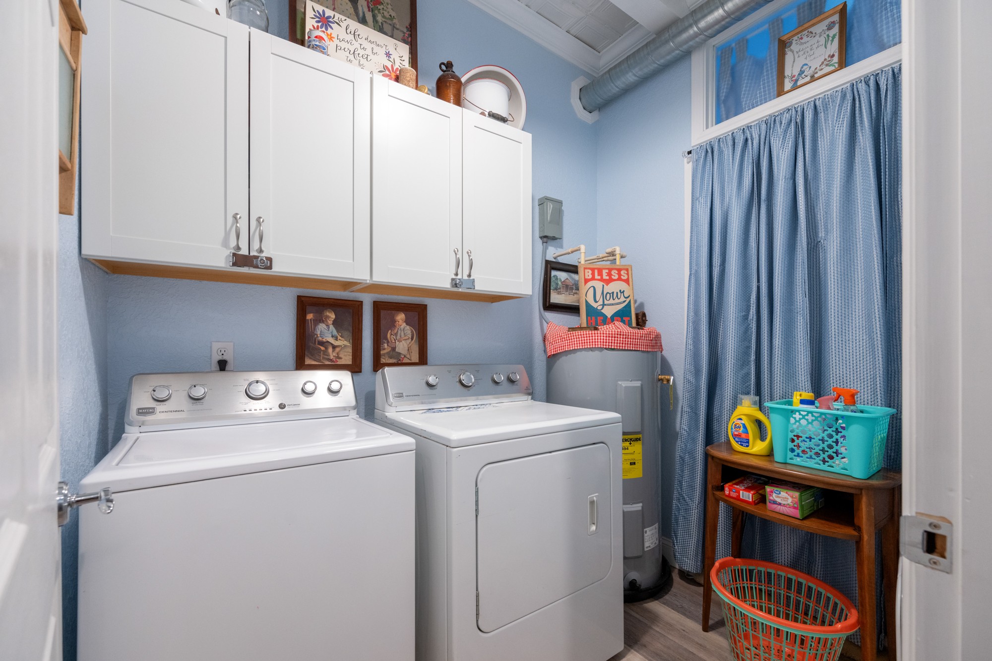 8 East Main Street Decaturville, TN 38329 - Photo 14 of 27 a utility room with dryer and washer