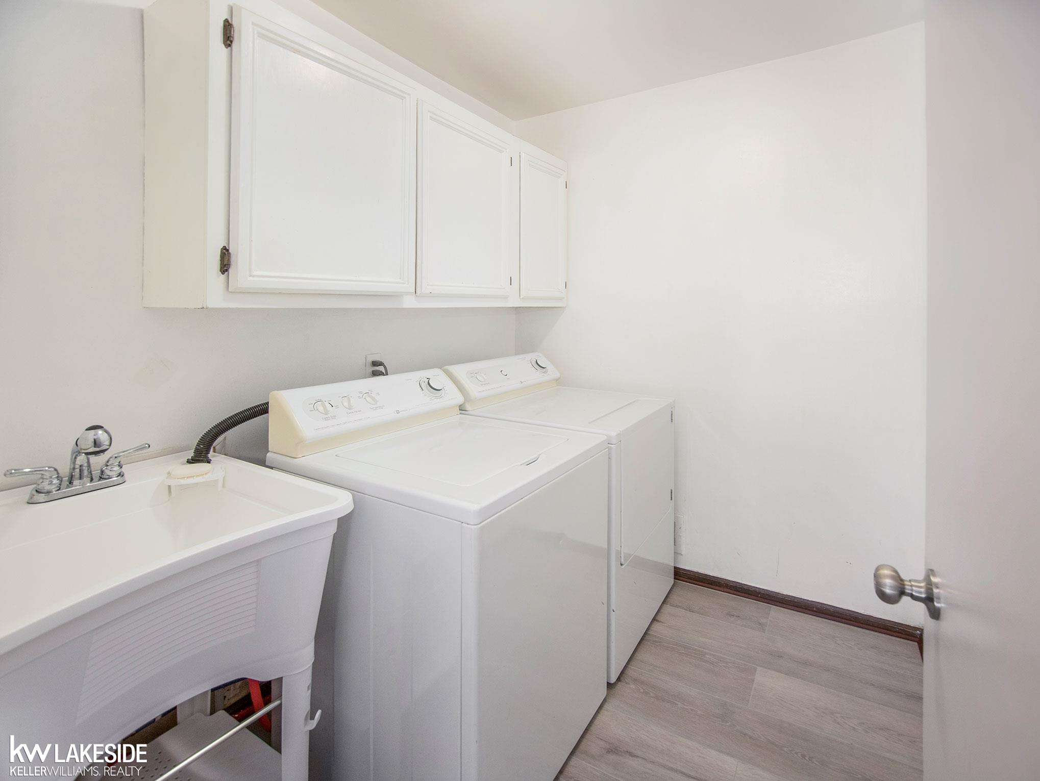 2681 Powderhorn Ridge Road Rochester, MI 48309 - Photo 35 of 46 50094977-34.JPG