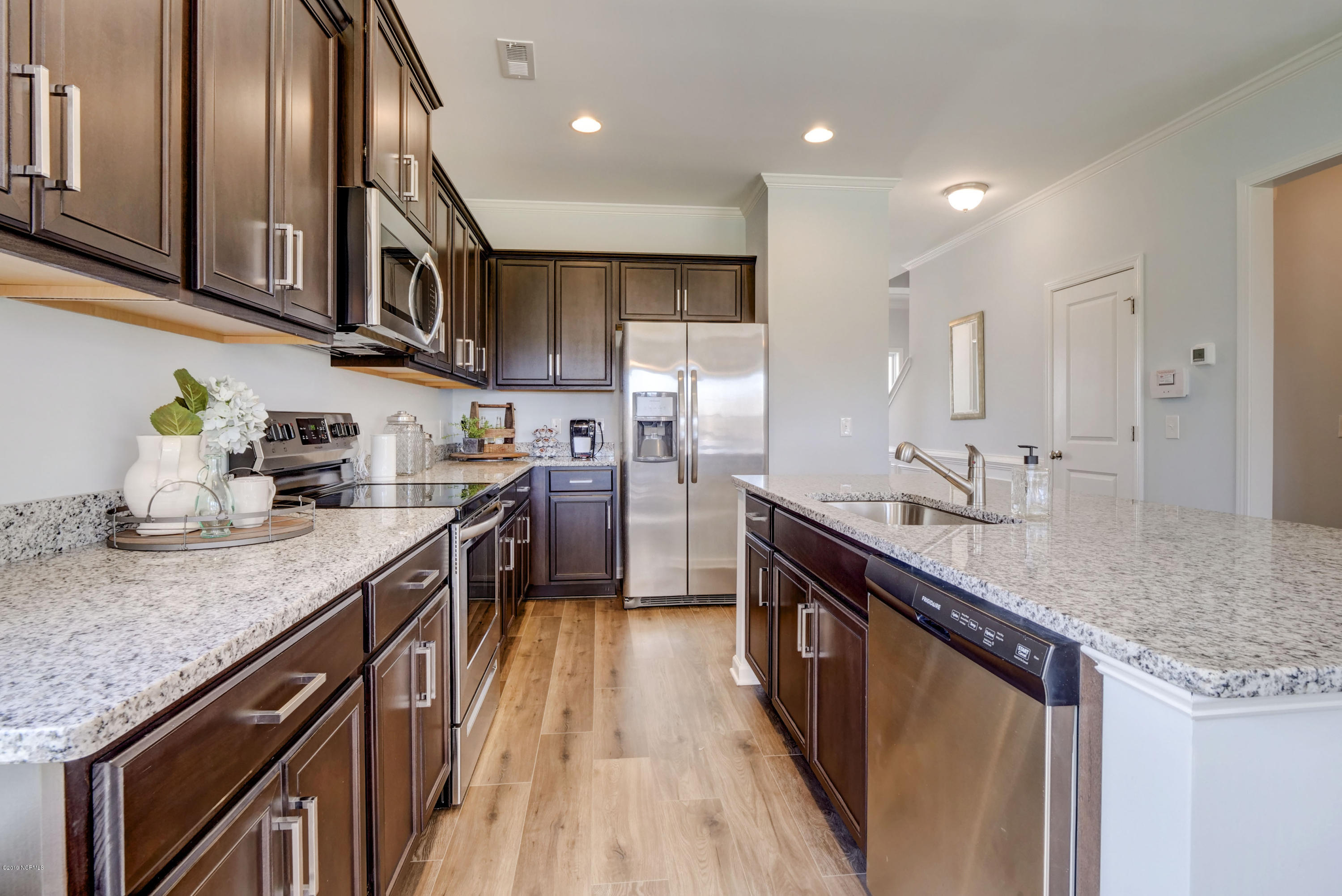 124 Violetear Ridge, Unit LOT #48 Hampstead, NC 28443 - Photo 11 of 31 P2966613_4_5_6_7_8_9