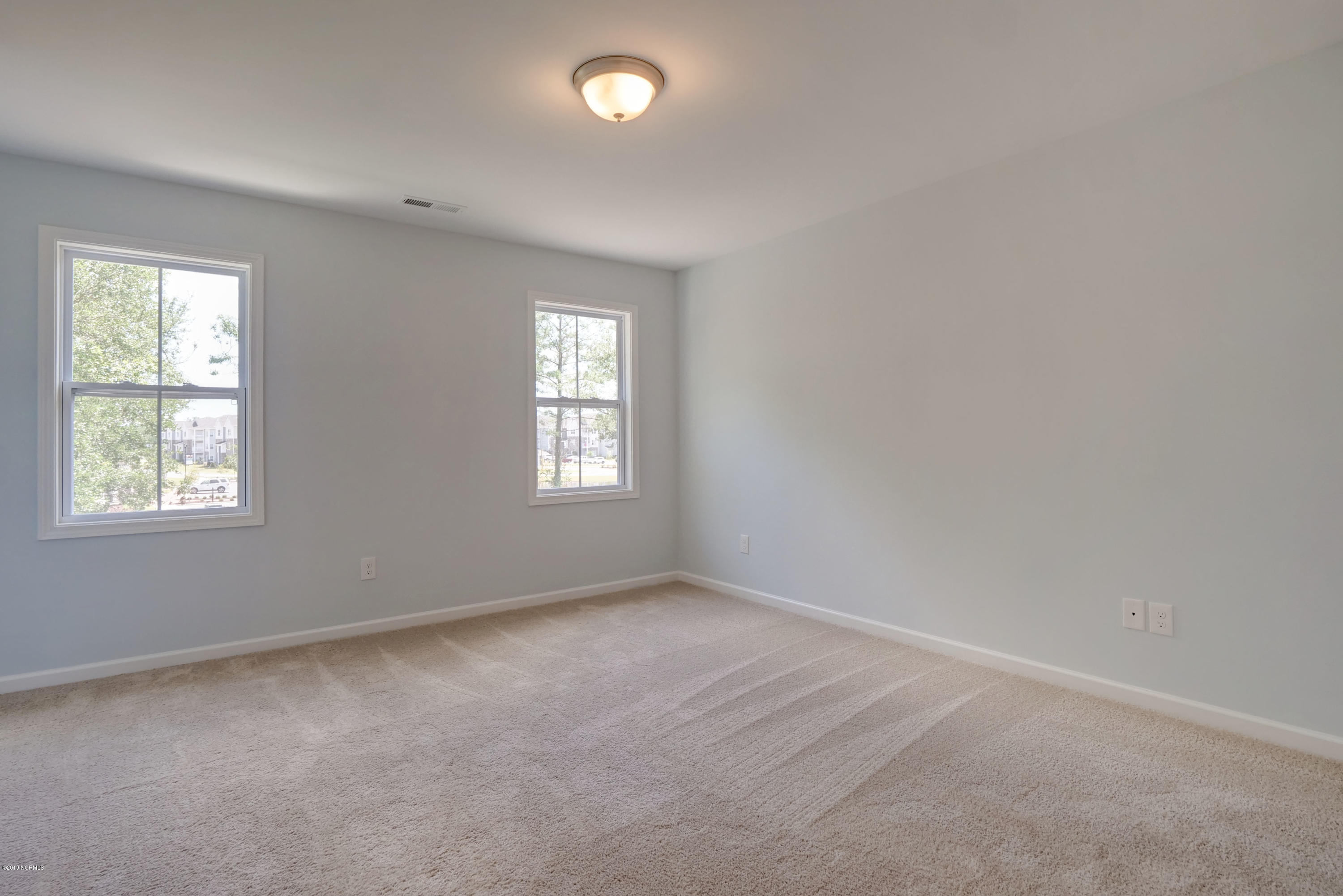 124 Violetear Ridge, Unit LOT #48 Hampstead, NC 28443 - Photo 15 of 31 P2966648_49_50_51_52_53_54