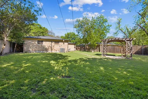 $3,500 | 3605 Jeanette Drive, Fort Worth, TX 76109
