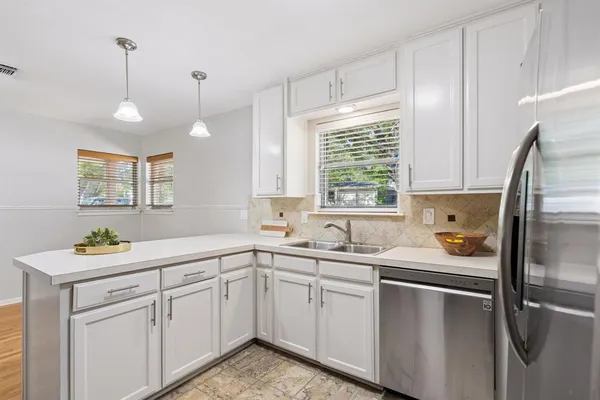 $3,500 | 3605 Jeanette Drive, Fort Worth, TX 76109