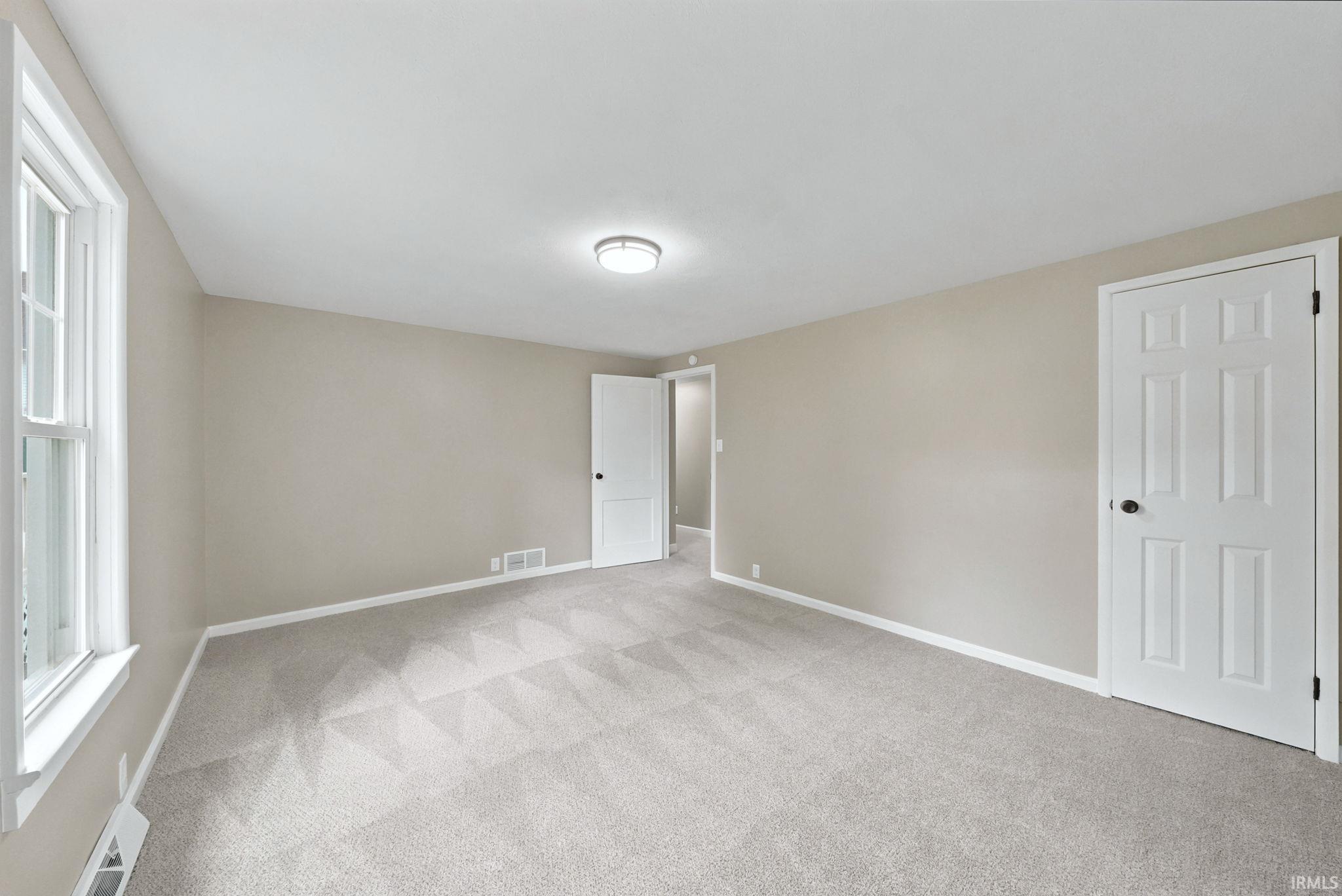 206 West Prairie Street Leesburg, IN 46538 - Photo 18 of 34